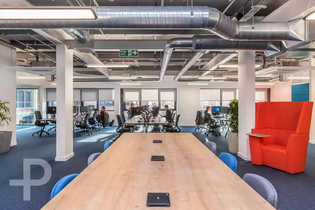 Wolters Kluwer - New Viileä, Composition