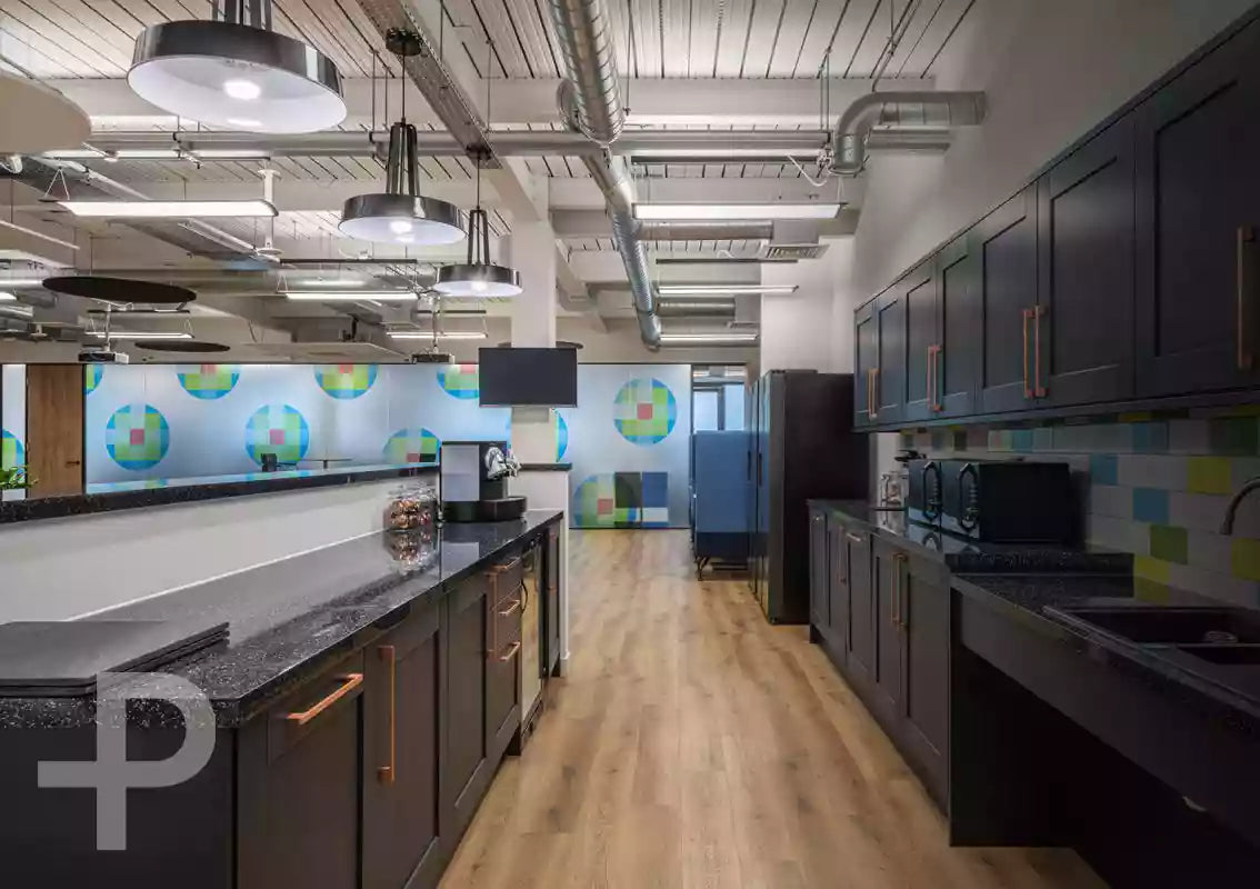 Wolters Kluwer - New Viileä, Composition